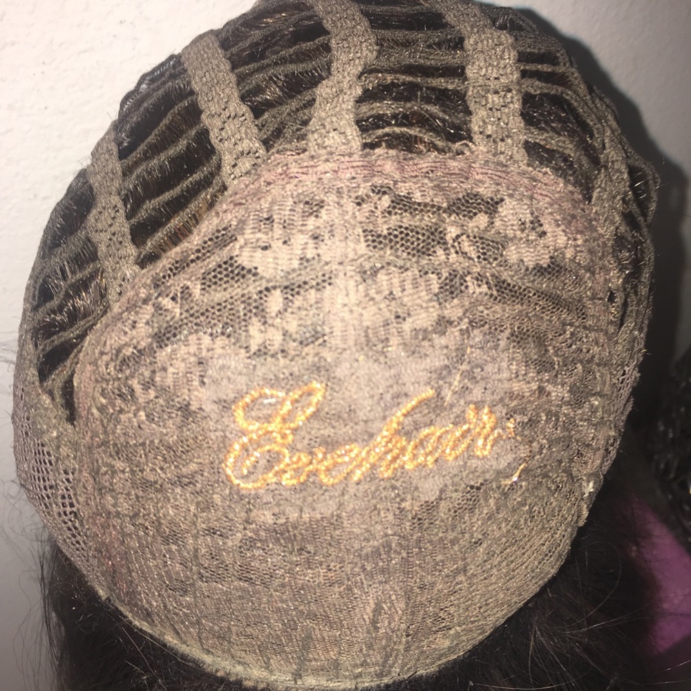 Wig - Picture 7 of 7